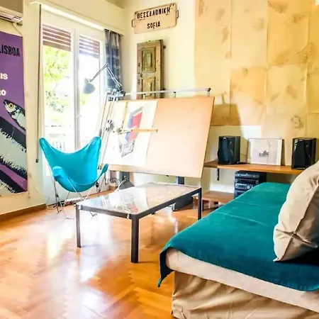Spacious Near Parthenon Apartment Athens